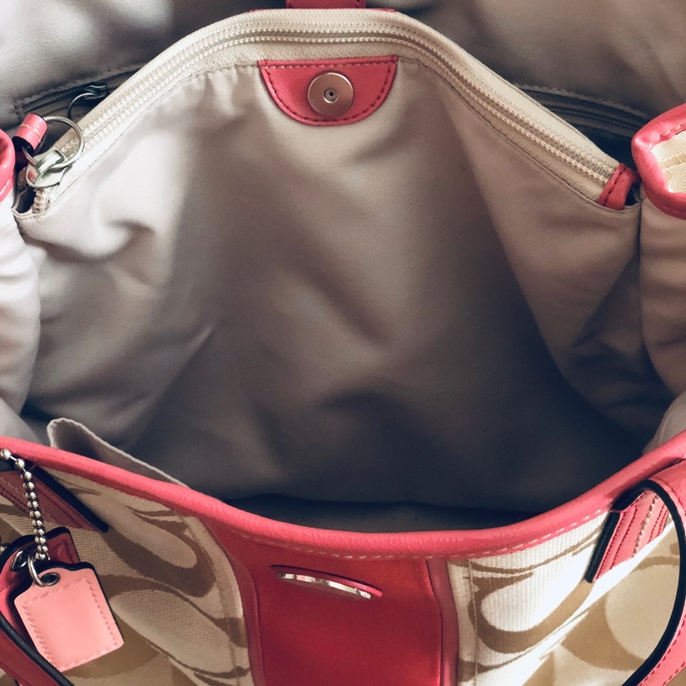 Coach Purse - Picture 3 of 6